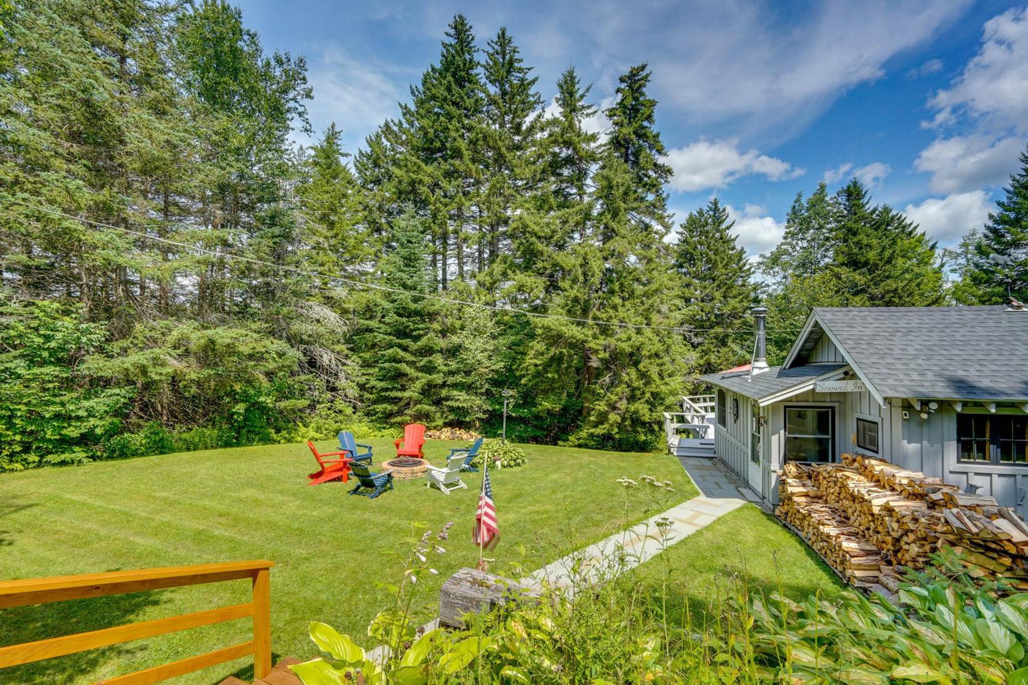 Charming Wilmington Cabin, 8 Mi To Mt Snow!ヴィラ エクステリア 写真