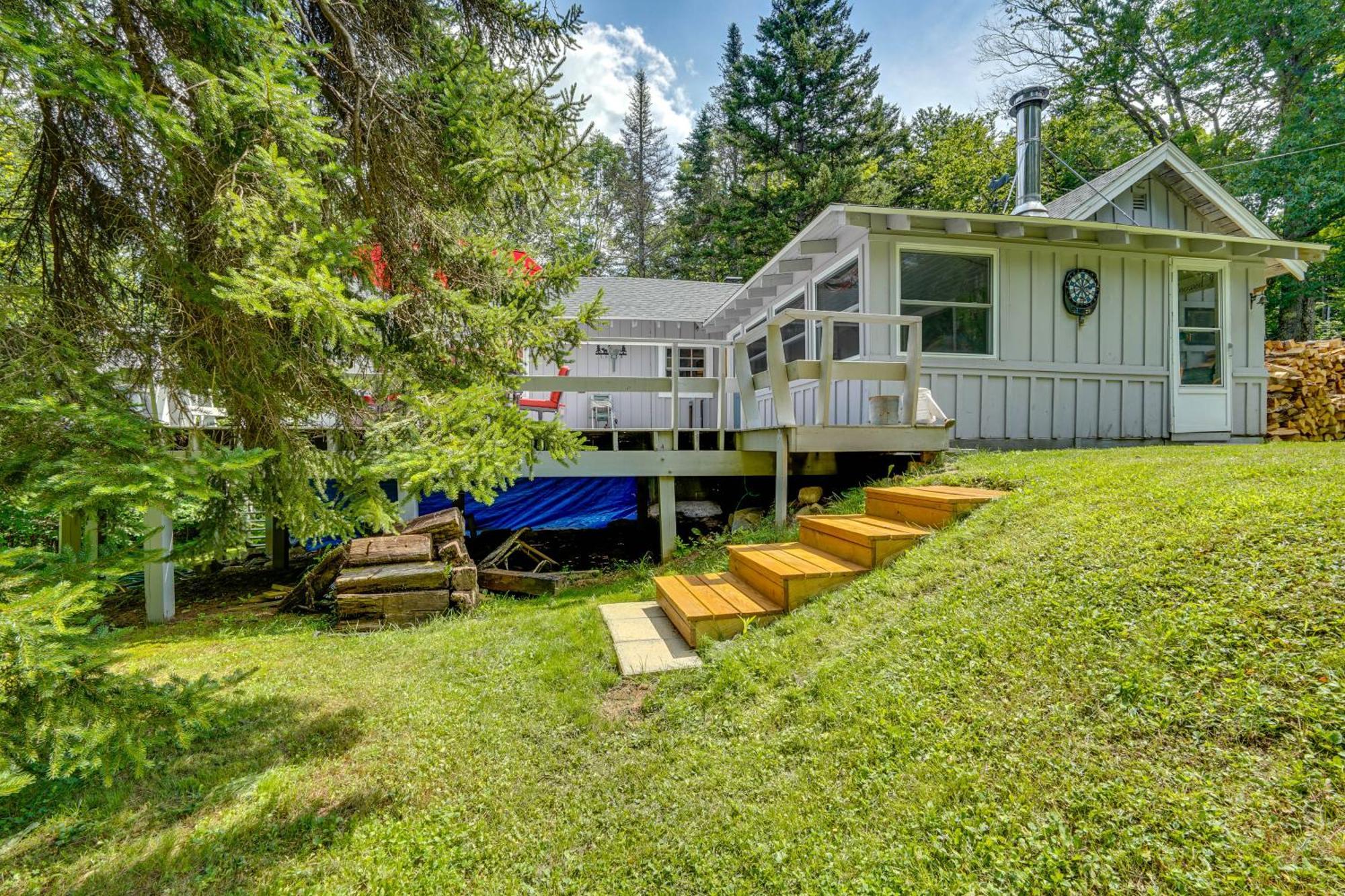 Charming Wilmington Cabin, 8 Mi To Mt Snow!ヴィラ エクステリア 写真