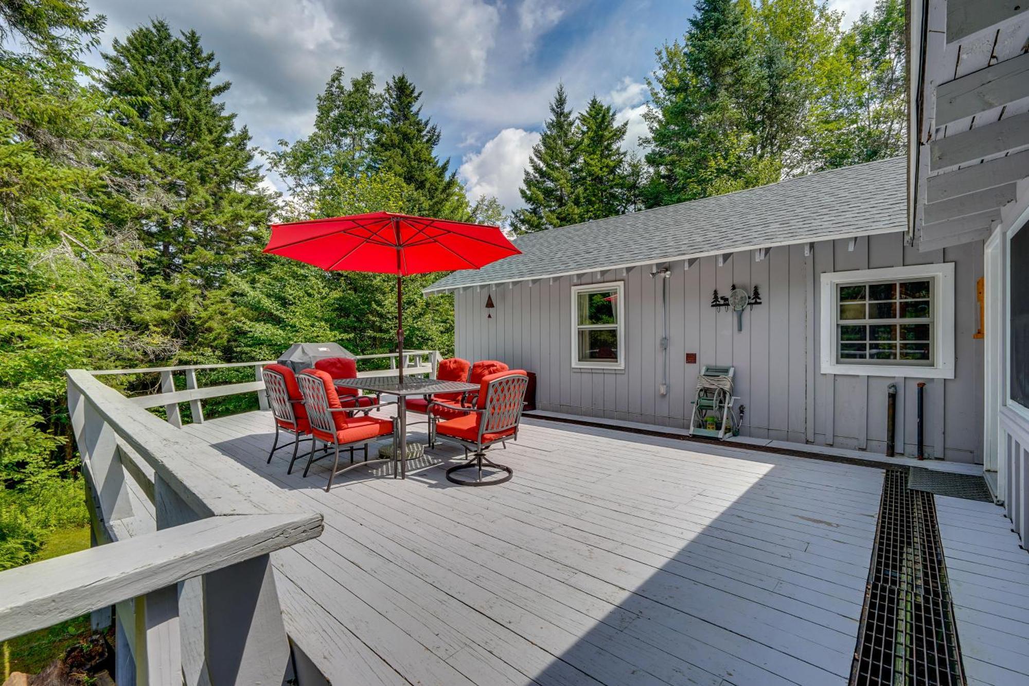 Charming Wilmington Cabin, 8 Mi To Mt Snow!ヴィラ エクステリア 写真