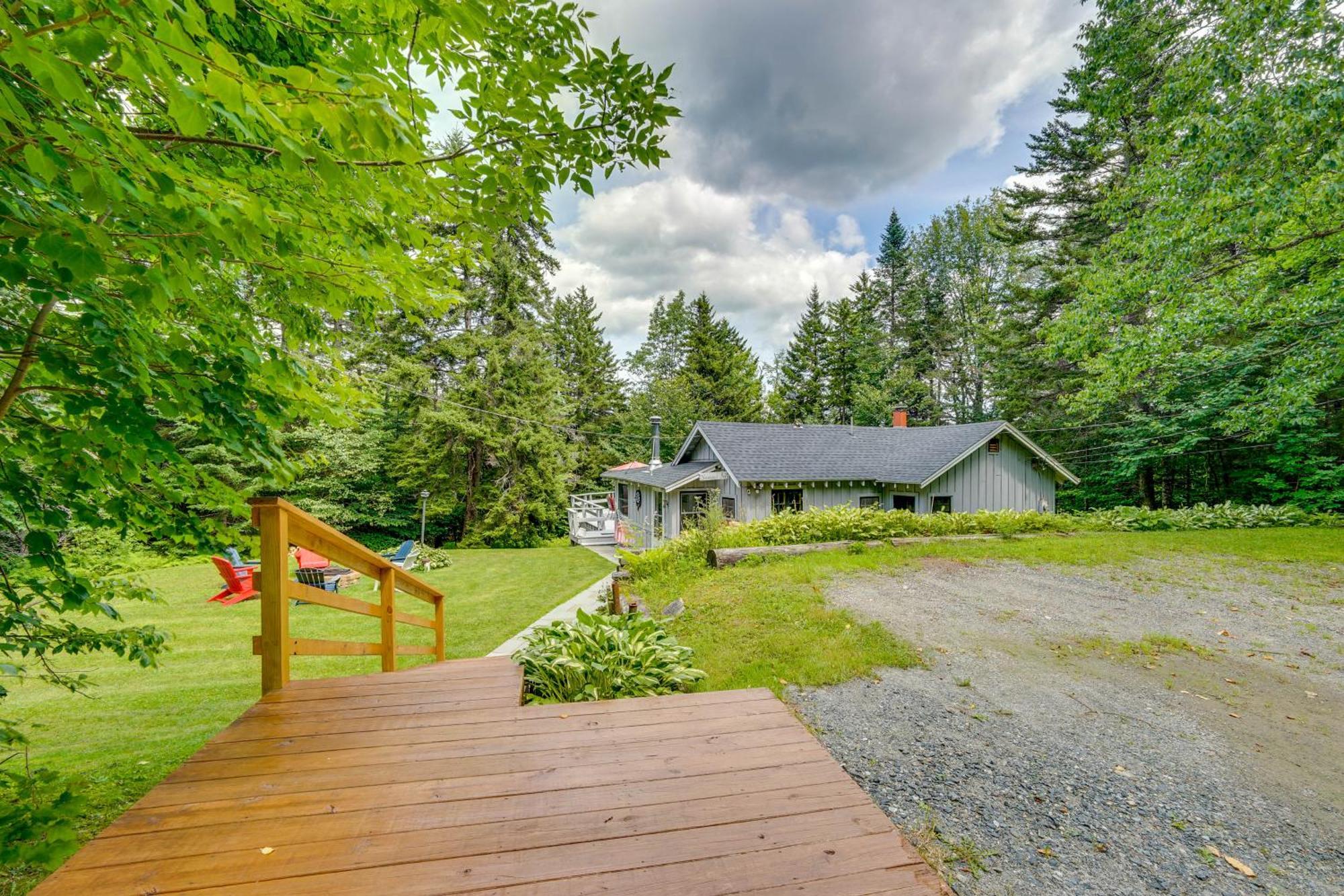 Charming Wilmington Cabin, 8 Mi To Mt Snow!ヴィラ エクステリア 写真